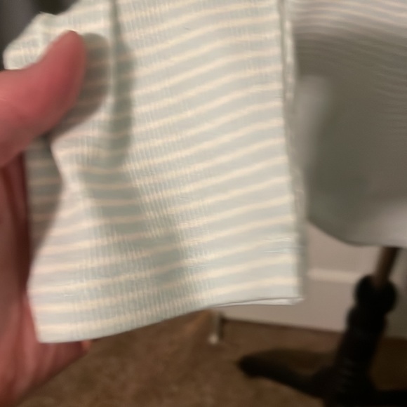 Levi's Shirt - Picture 3 of 6